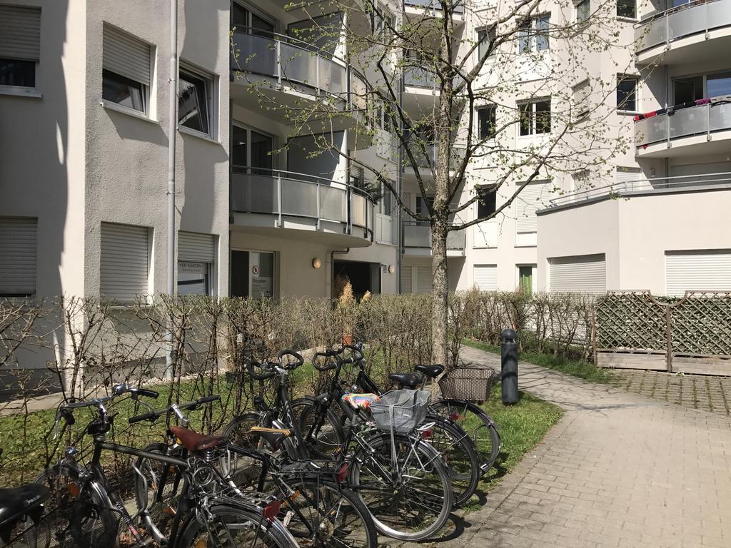 Ferienwohnung Kn Kahtan Boarding House München Exterior foto