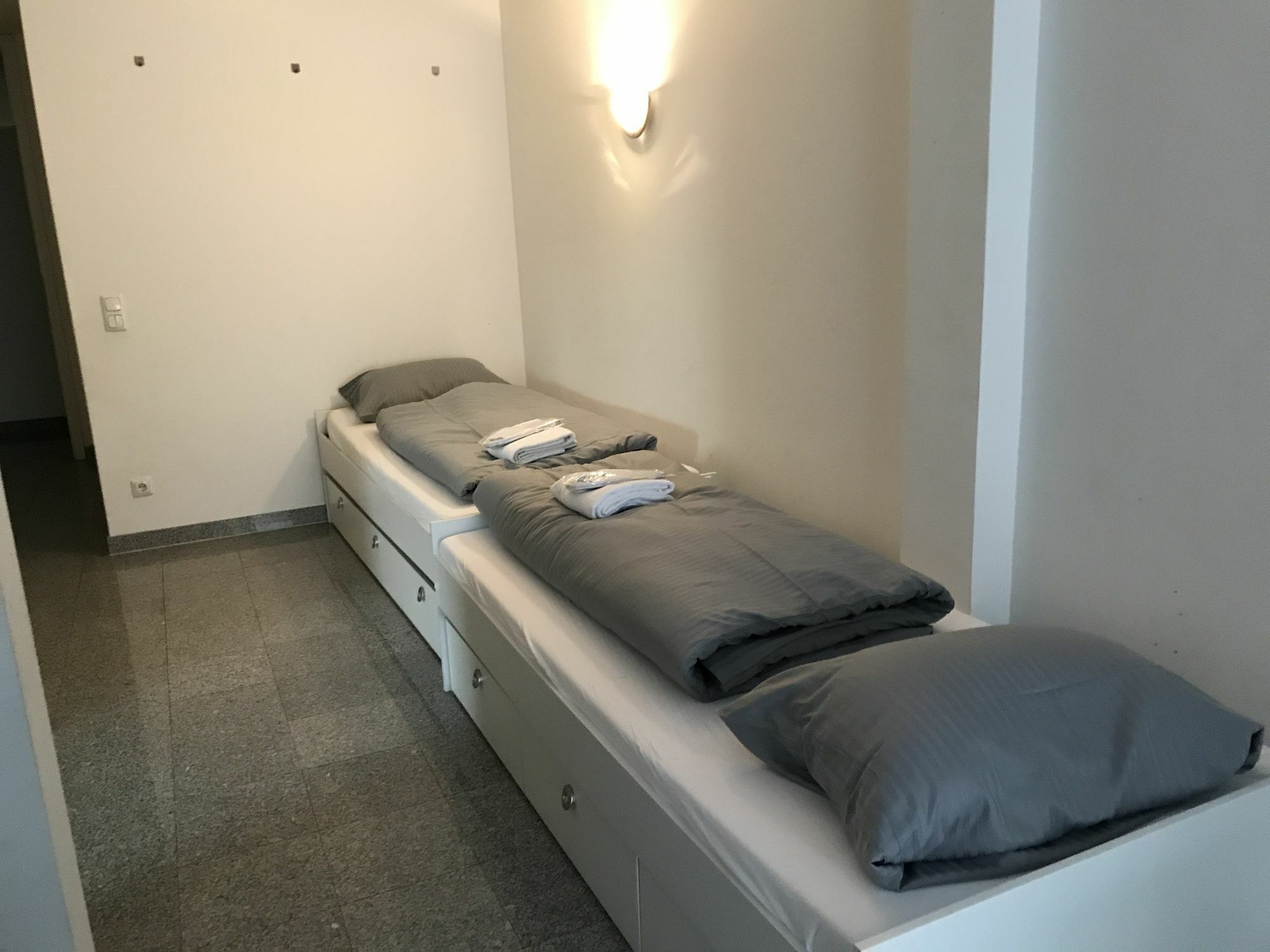 Ferienwohnung Kn Kahtan Boarding House München Exterior foto
