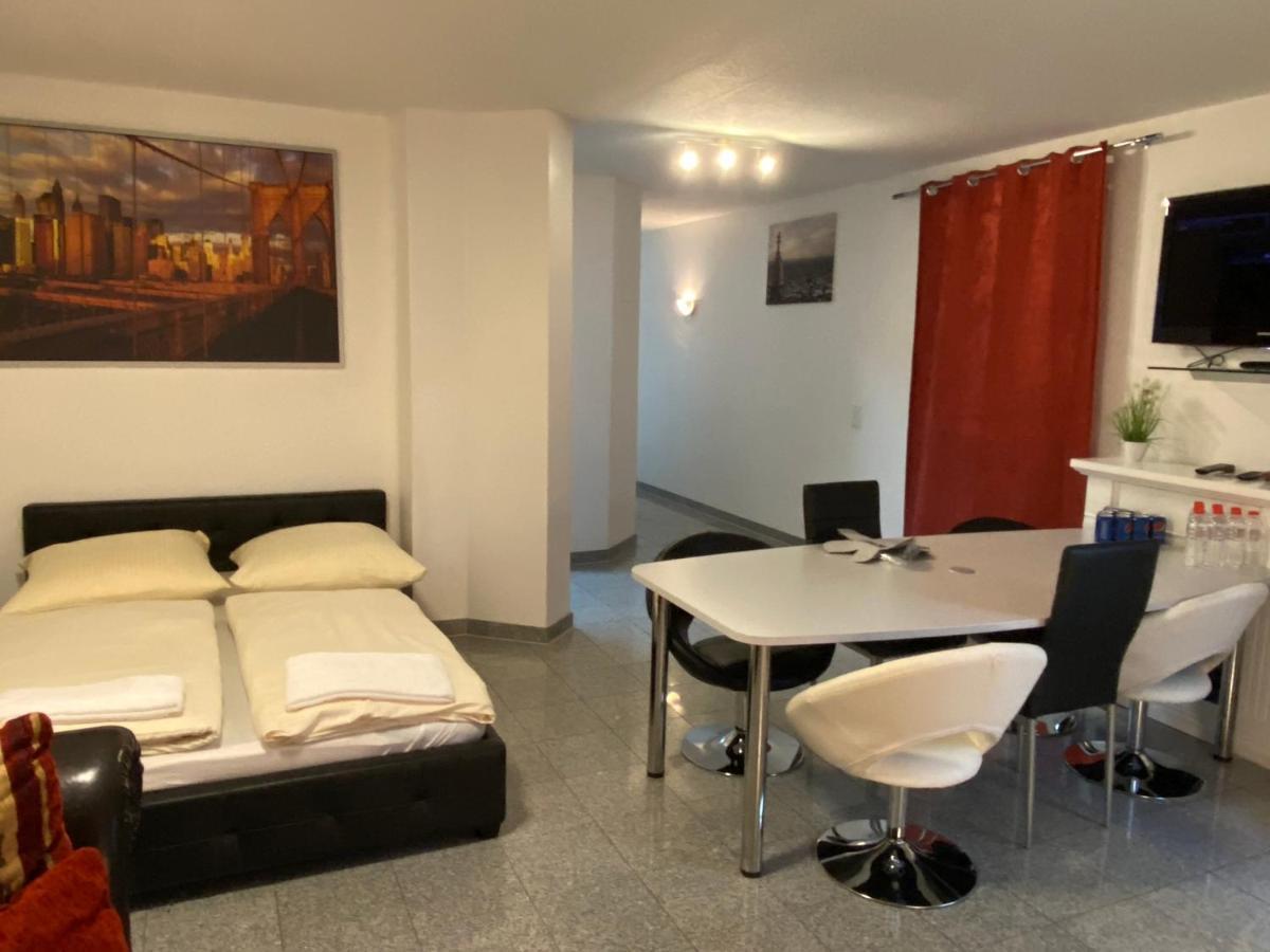 Ferienwohnung Kn Kahtan Boarding House München Exterior foto
